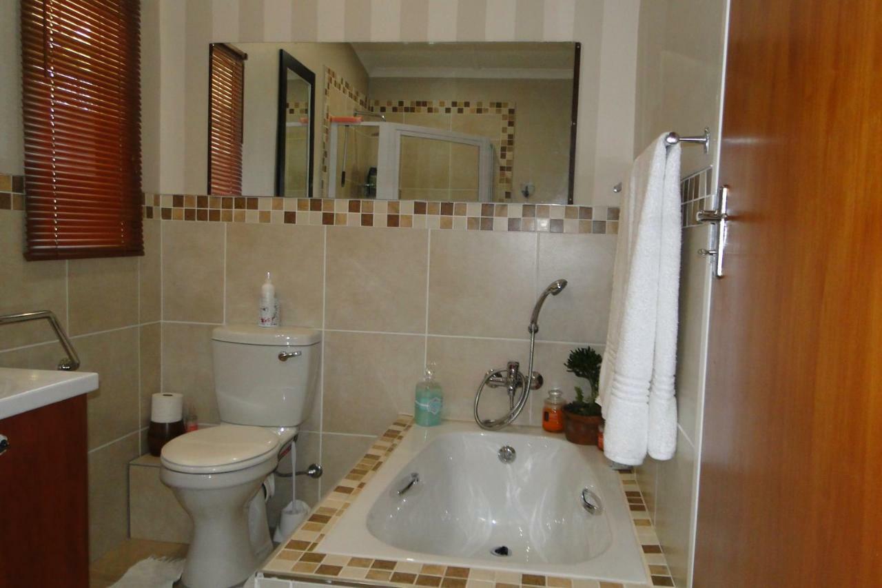 Aalkie'S Dream Apartment Swellendam Ngoại thất bức ảnh